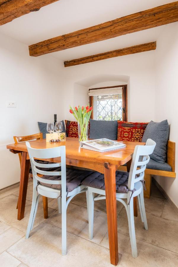 Apartment Villa Irena Great For A Family Holiday With Free Parking And Ev Station Ajdovscina Ngoại thất bức ảnh