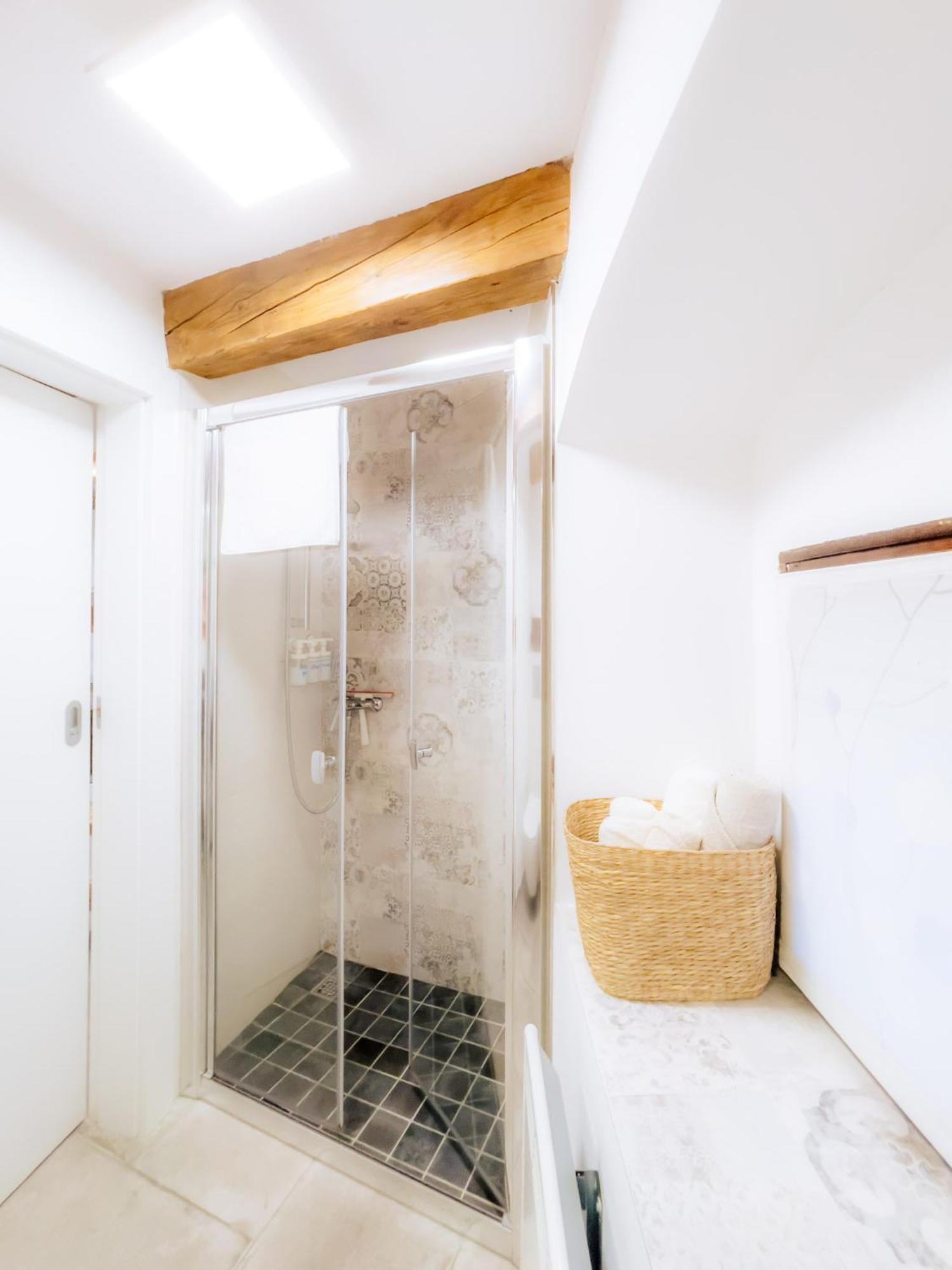 Apartment Villa Irena Great For A Family Holiday With Free Parking And Ev Station Ajdovscina Ngoại thất bức ảnh